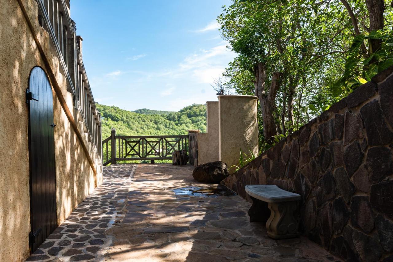 Hotel Firefly Estate Bequia Crescent Beach Exterior foto