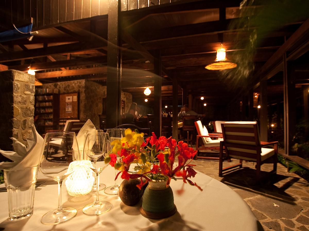 Hotel Firefly Estate Bequia Crescent Beach Exterior foto